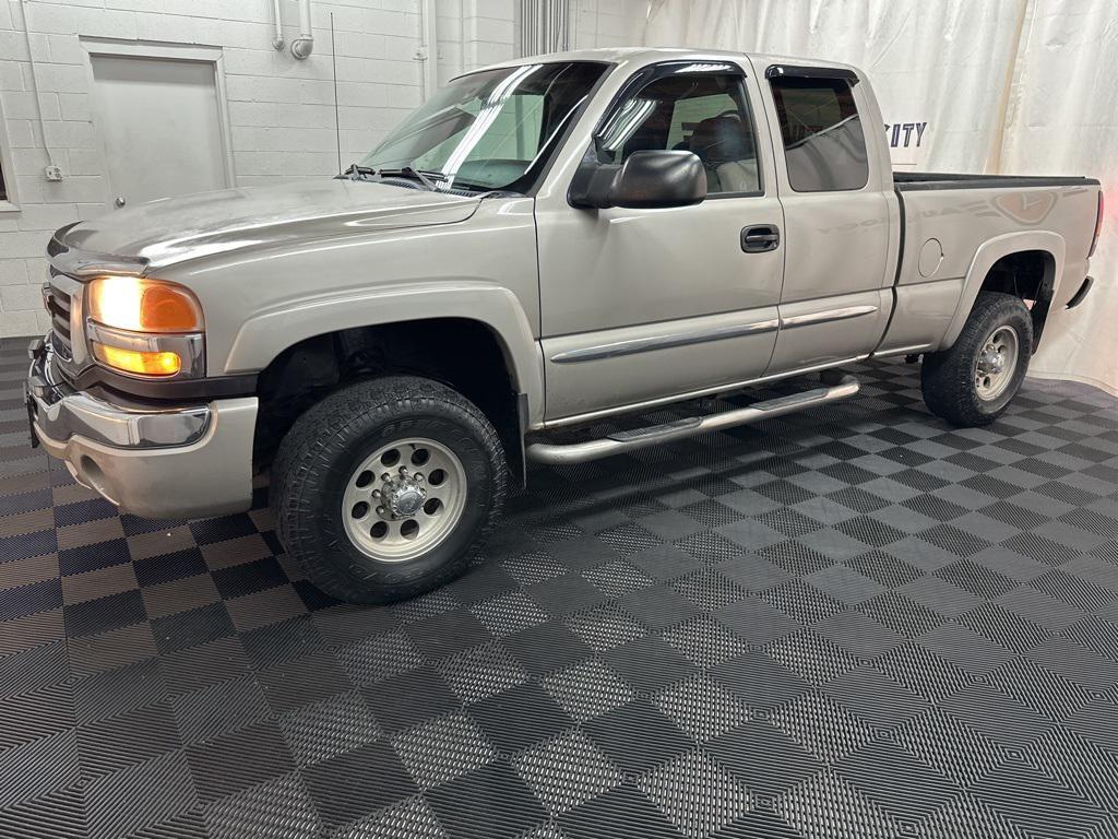 used 2004 GMC Sierra 2500 car, priced at $11,500
