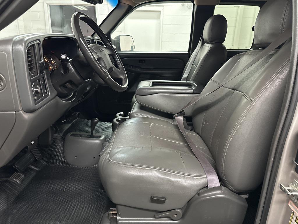 used 2004 GMC Sierra 2500 car, priced at $11,500
