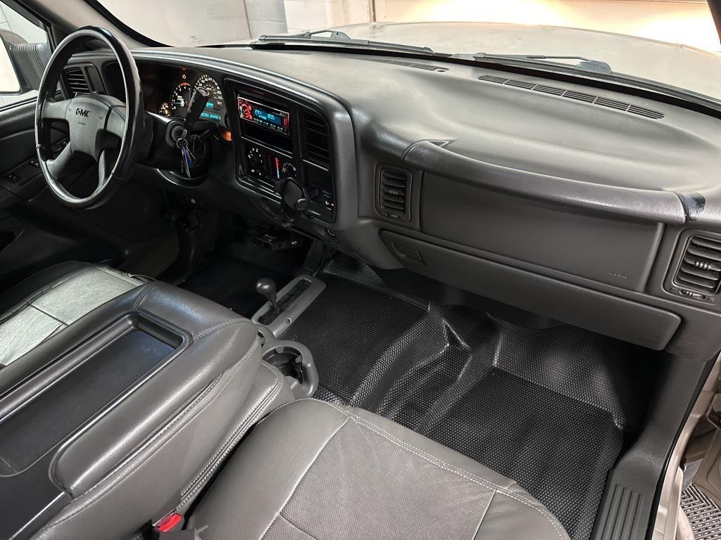 used 2004 GMC Sierra 2500 car, priced at $11,500