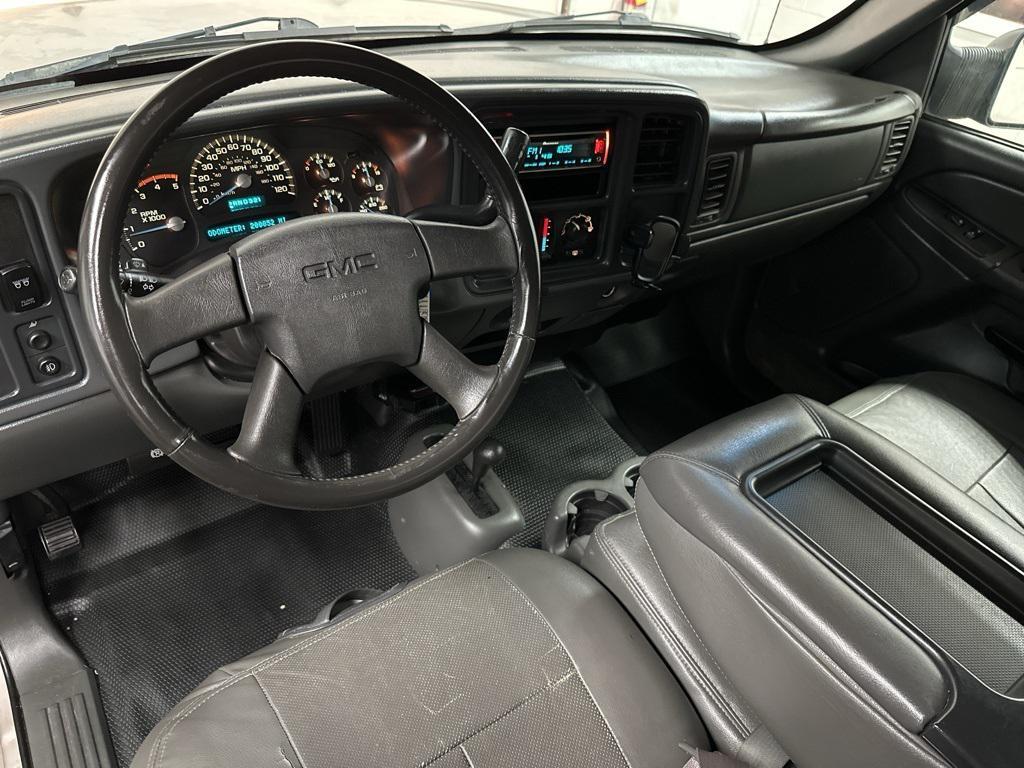 used 2004 GMC Sierra 2500 car, priced at $11,500