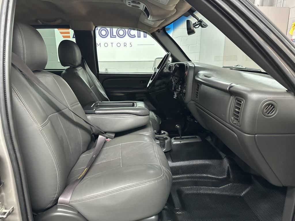 used 2004 GMC Sierra 2500 car, priced at $11,500