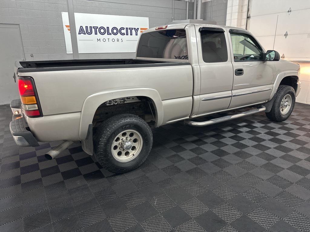 used 2004 GMC Sierra 2500 car, priced at $11,500