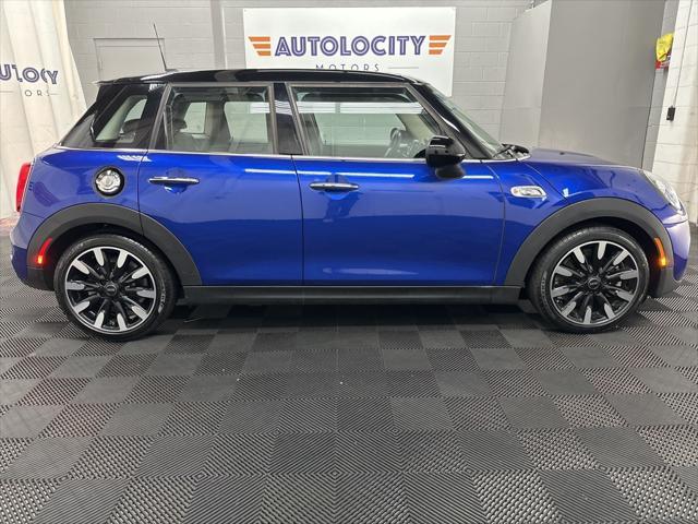 used 2019 MINI Hardtop car, priced at $18,000