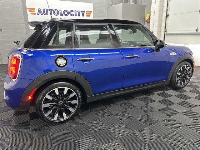 used 2019 MINI Hardtop car, priced at $18,000