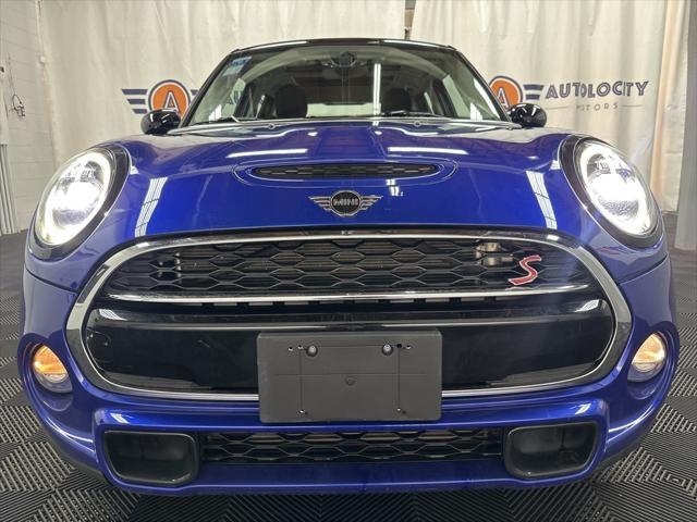 used 2019 MINI Hardtop car, priced at $18,000