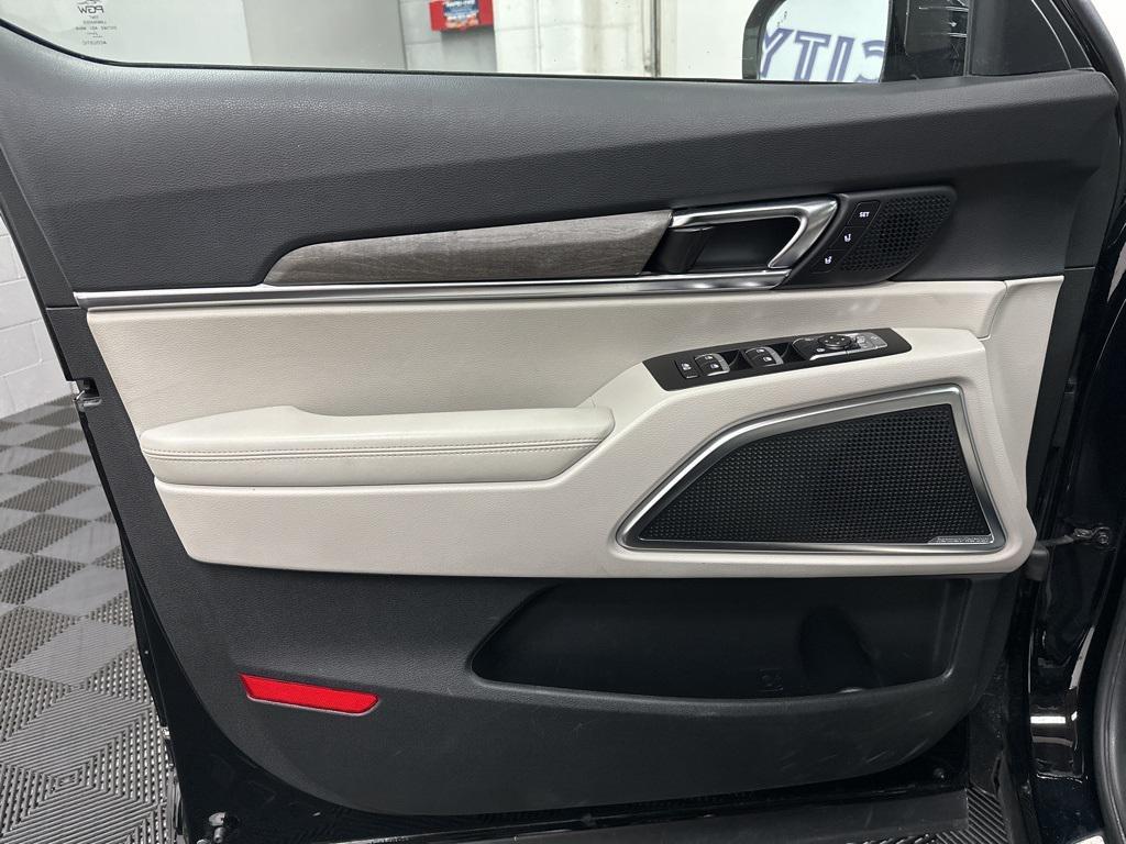 used 2022 Kia Telluride car, priced at $29,500