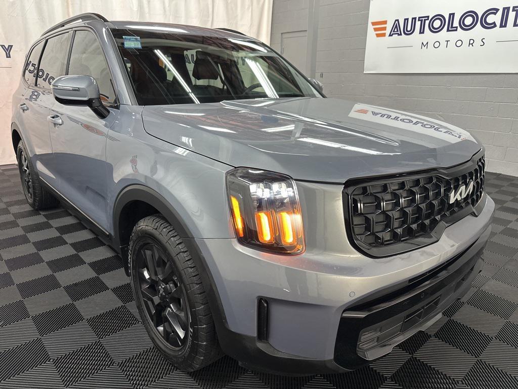 used 2024 Kia Telluride car, priced at $38,000