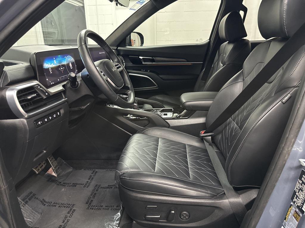 used 2024 Kia Telluride car, priced at $38,000