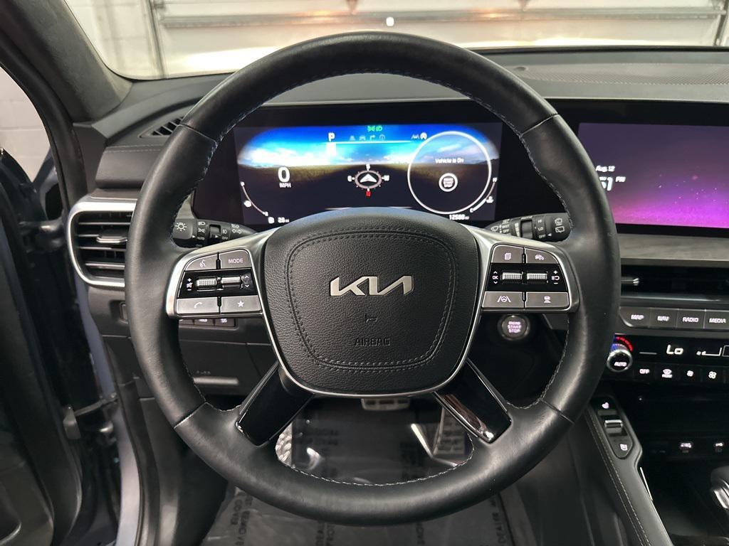 used 2024 Kia Telluride car, priced at $38,000