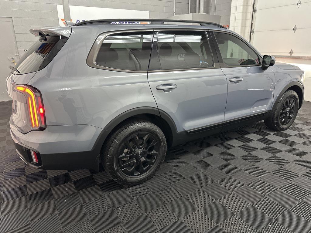 used 2024 Kia Telluride car, priced at $38,000