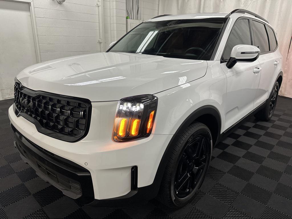 used 2025 Kia Telluride car, priced at $42,000
