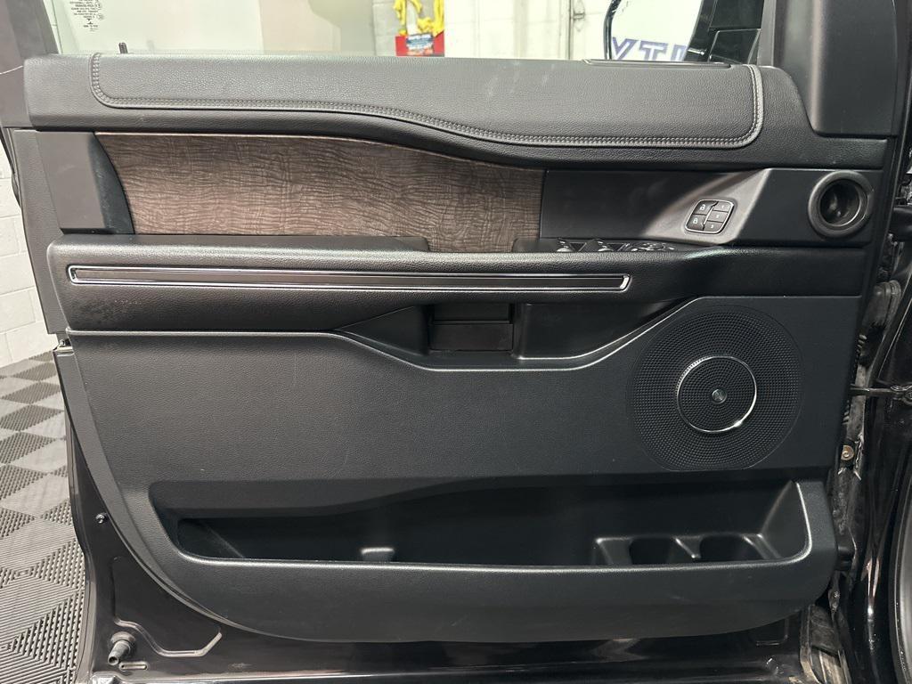 used 2021 Ford Expedition car, priced at $32,995