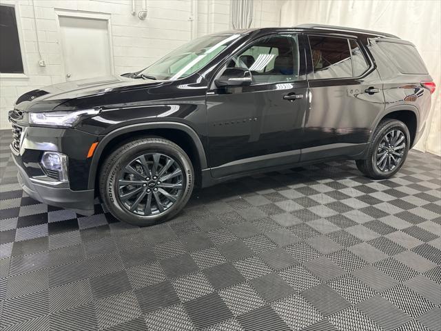 used 2023 Chevrolet Traverse car, priced at $35,500