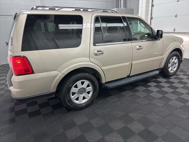 used 2006 Lincoln Navigator car, priced at $6,500