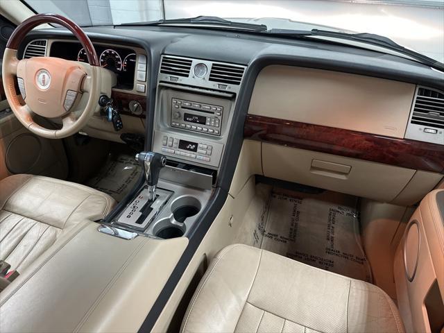 used 2006 Lincoln Navigator car, priced at $6,500