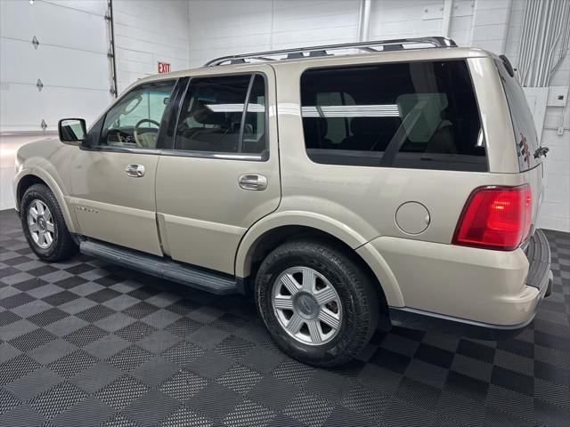 used 2006 Lincoln Navigator car, priced at $6,500