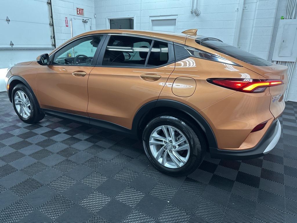 used 2025 Buick Envista car, priced at $18,500