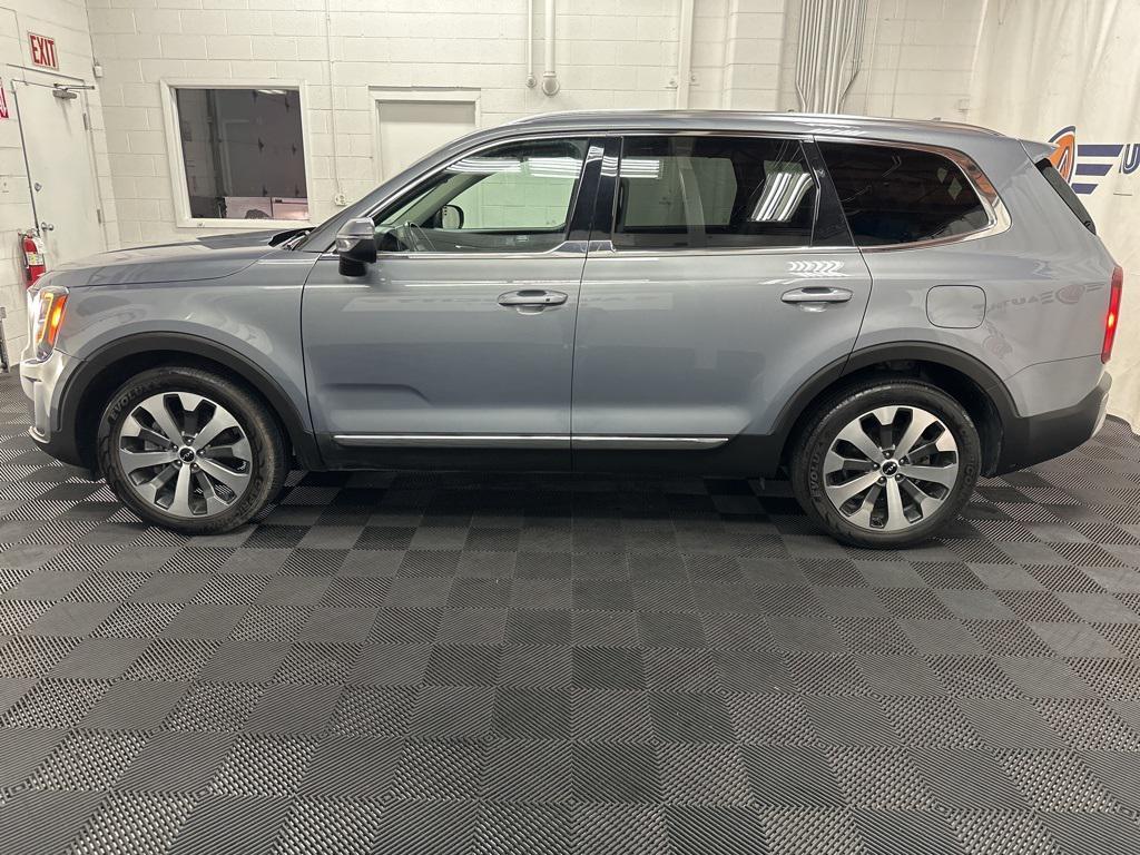 used 2022 Kia Telluride car, priced at $25,000