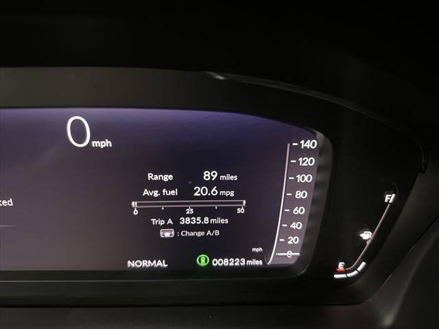 used 2025 Honda Pilot car, priced at $42,000