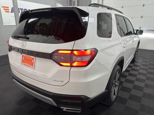 used 2025 Honda Pilot car, priced at $42,000