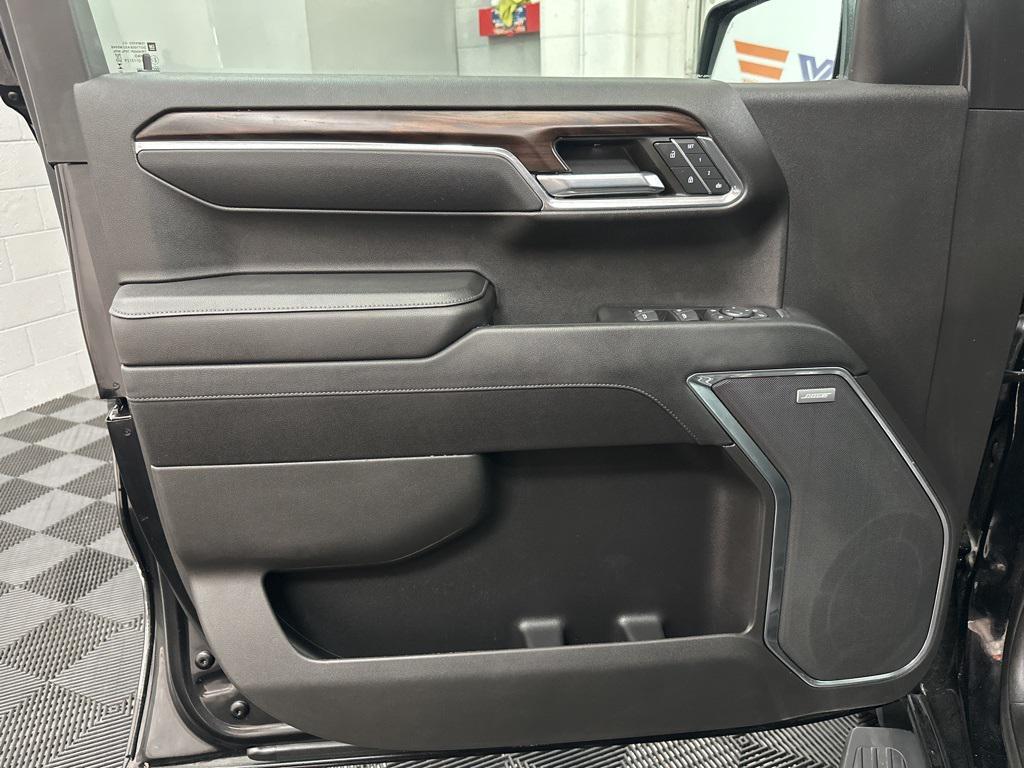 used 2023 GMC Sierra 1500 car, priced at $42,000