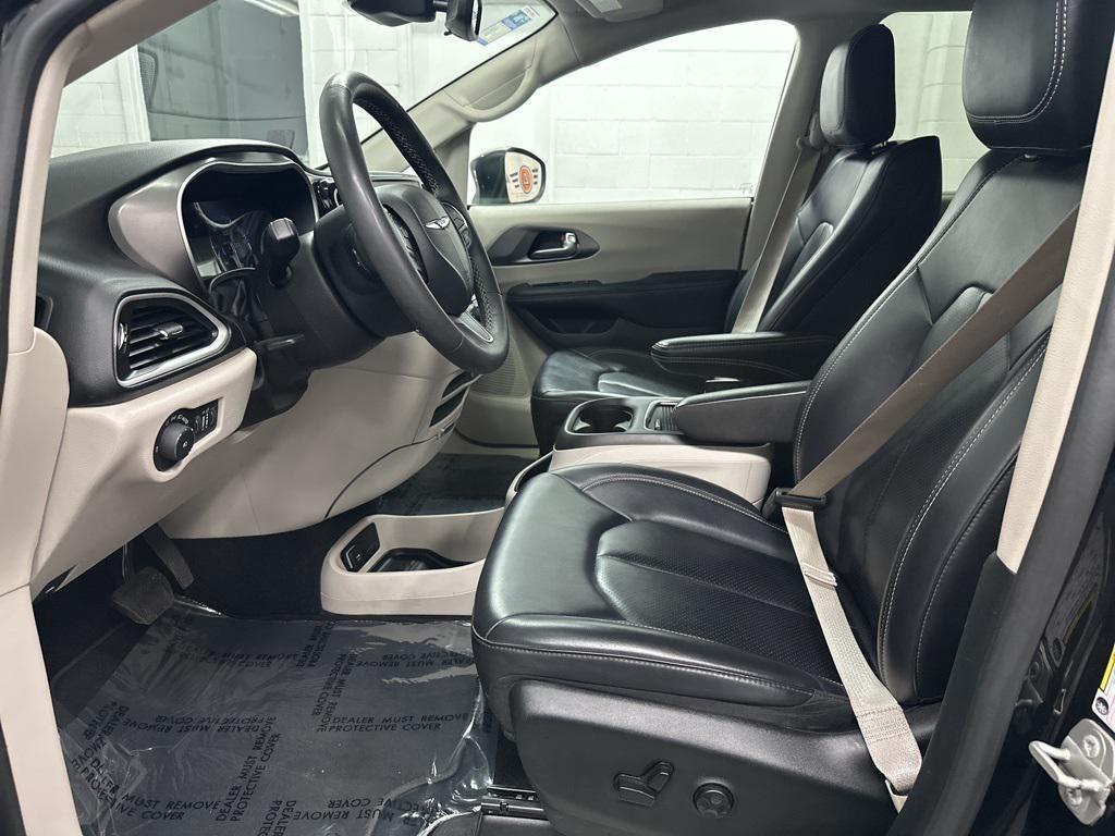 used 2023 Chrysler Pacifica car, priced at $21,500