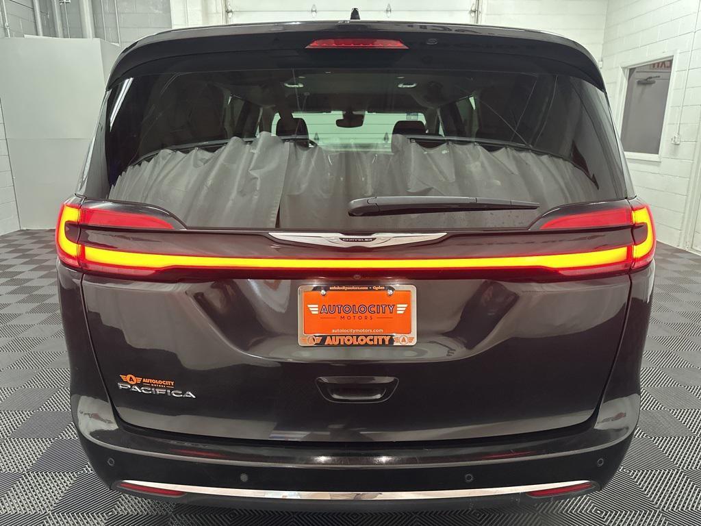 used 2023 Chrysler Pacifica car, priced at $21,500