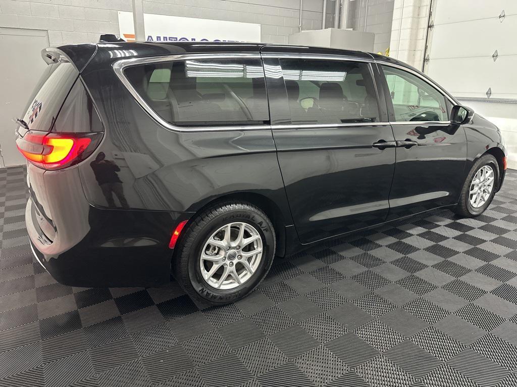used 2023 Chrysler Pacifica car, priced at $21,500