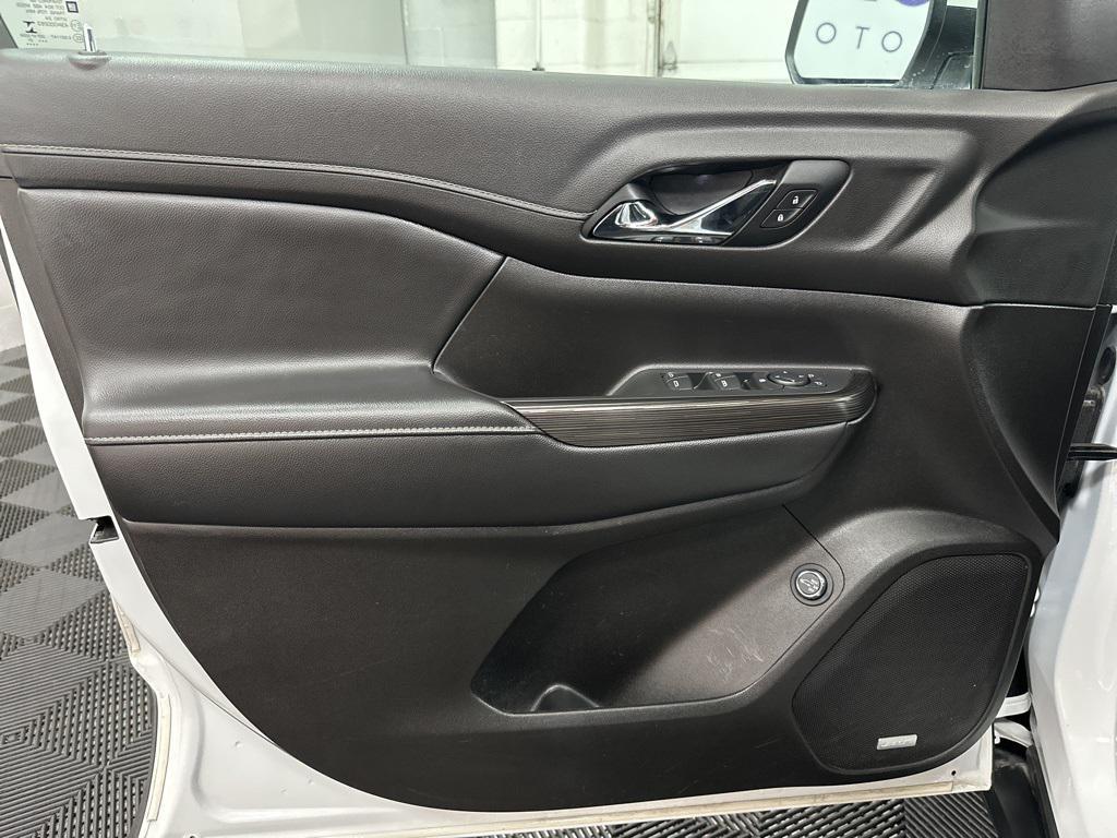 used 2021 GMC Acadia car, priced at $20,500