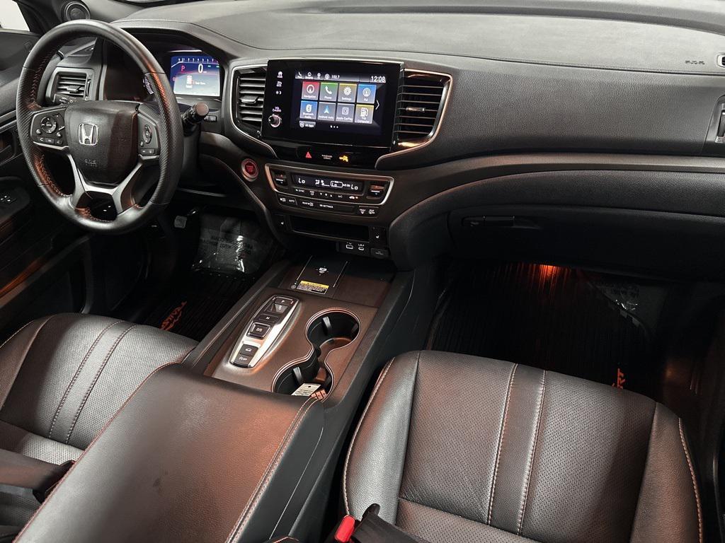 used 2024 Honda Passport car, priced at $32,000