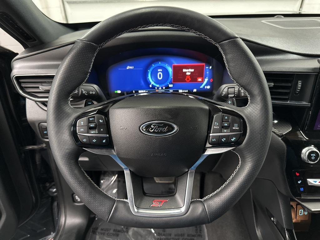 used 2024 Ford Explorer car, priced at $41,500