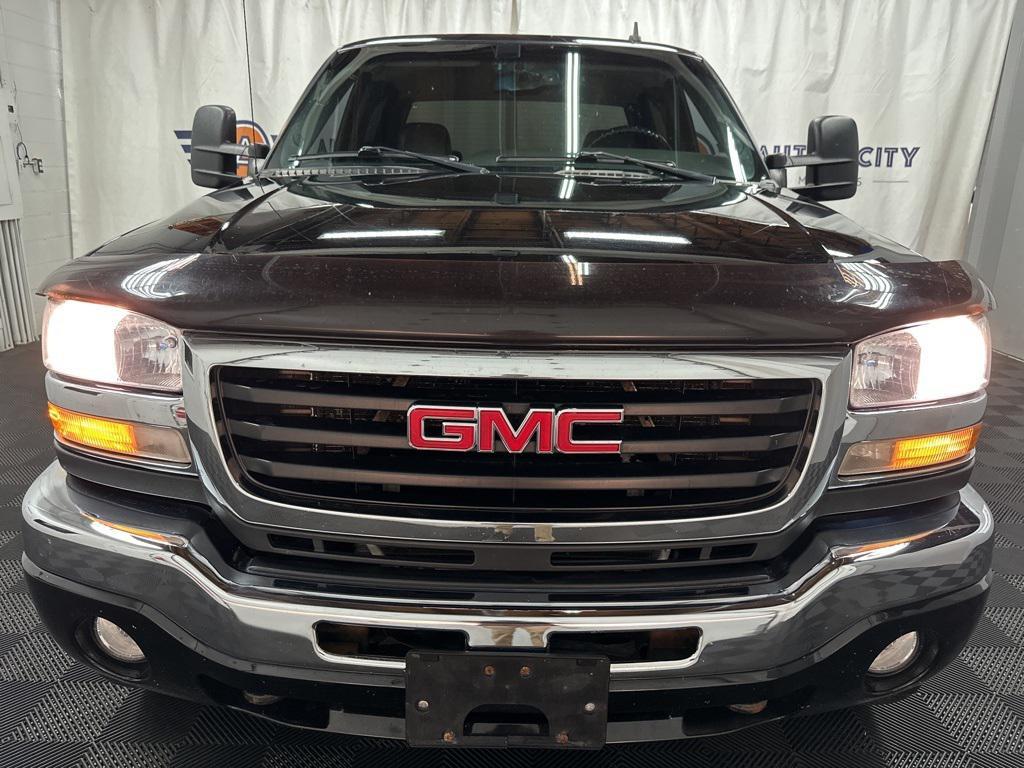 used 2007 GMC Sierra 2500 car, priced at $30,500