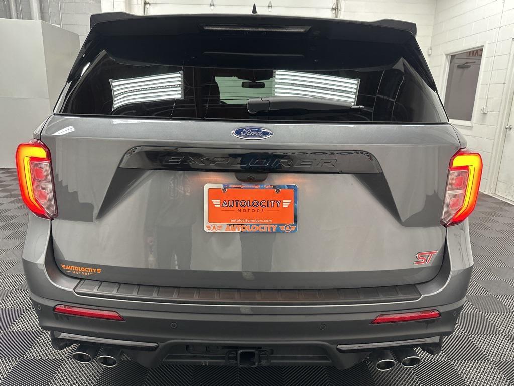 used 2024 Ford Explorer car, priced at $40,500