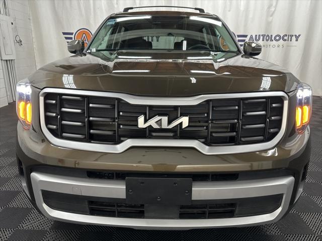 used 2025 Kia Telluride car, priced at $41,000