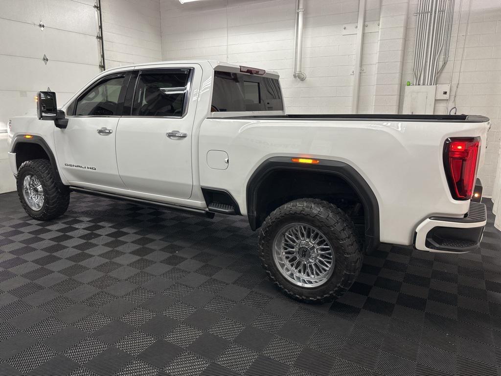used 2022 GMC Sierra 2500 car, priced at $58,000