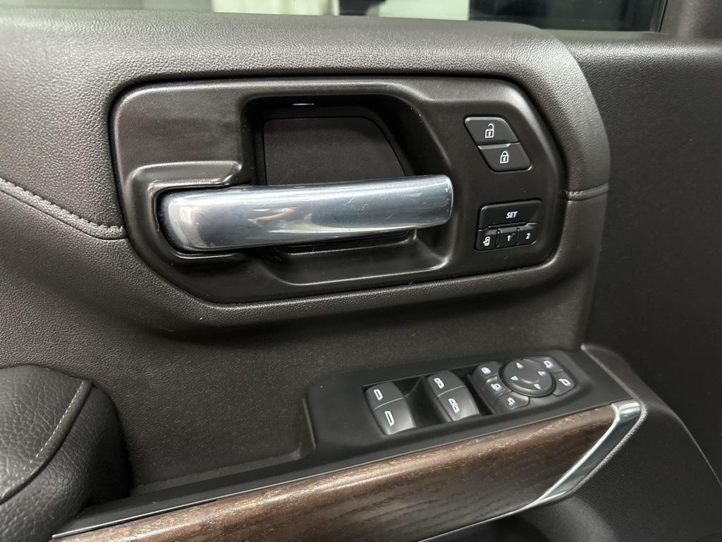 used 2022 GMC Sierra 2500 car, priced at $58,000