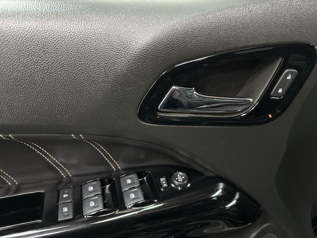 used 2022 GMC Canyon car, priced at $30,995