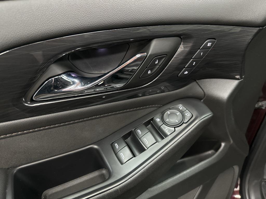 used 2022 Chevrolet Traverse car, priced at $29,000