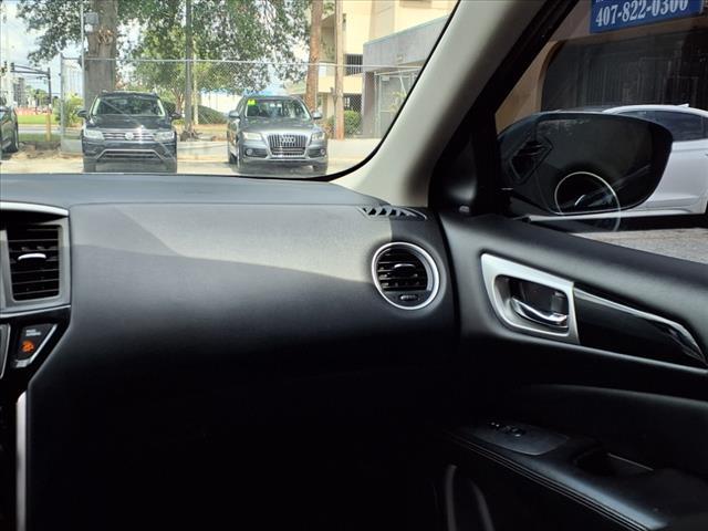 used 2020 Nissan Pathfinder car, priced at $10,995