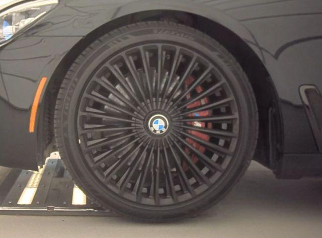 used 2018 BMW 750 car