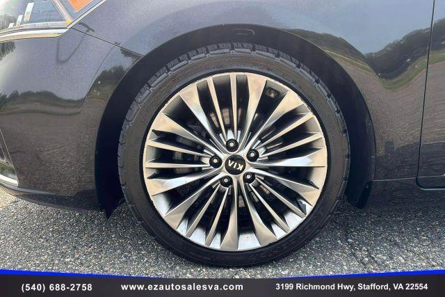 used 2017 Kia Cadenza car, priced at $13,990