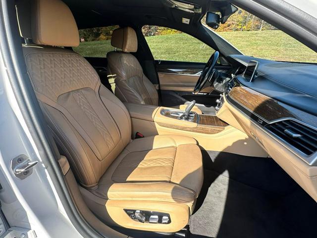 used 2018 BMW 750 car