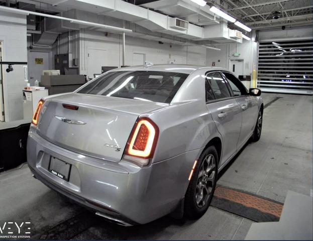 used 2015 Chrysler 300 car