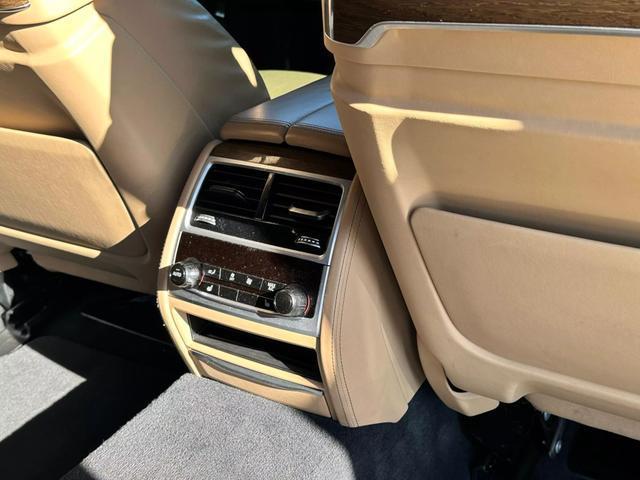 used 2018 BMW 750 car