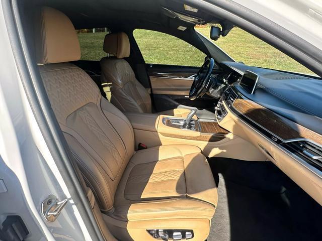 used 2018 BMW 750 car