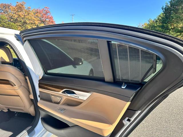 used 2018 BMW 750 car