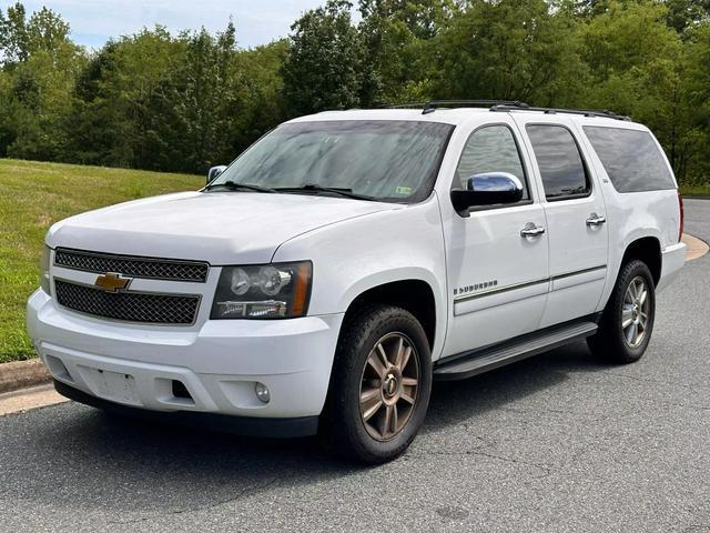 used 2009 Chevrolet Suburban car, priced at $12,990