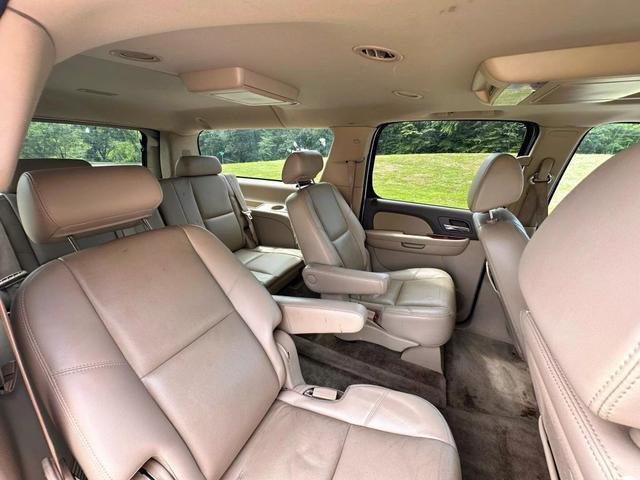 used 2009 Chevrolet Suburban car, priced at $12,990