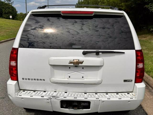 used 2009 Chevrolet Suburban car, priced at $12,990