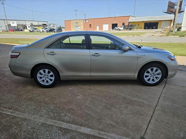 used 2007 Toyota Camry Hybrid car, priced at $6,499